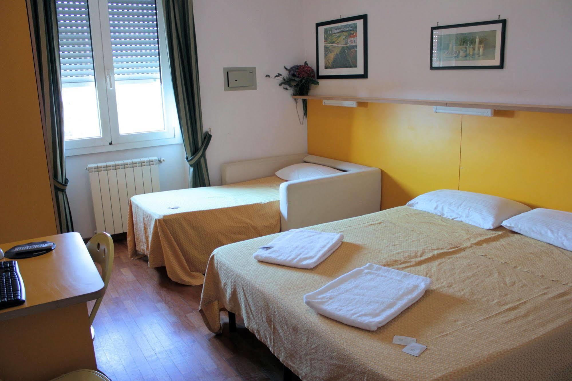 Tourist House Roma Lejlighedshotel Eksteriør billede